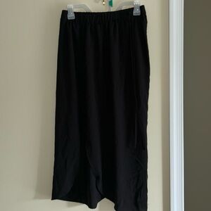 XL black skirt